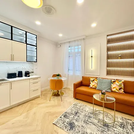 Buda Mini I Self Check-in Апартаменты *