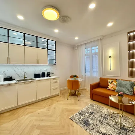 Апартаменты Buda Mini I Self Check-in *